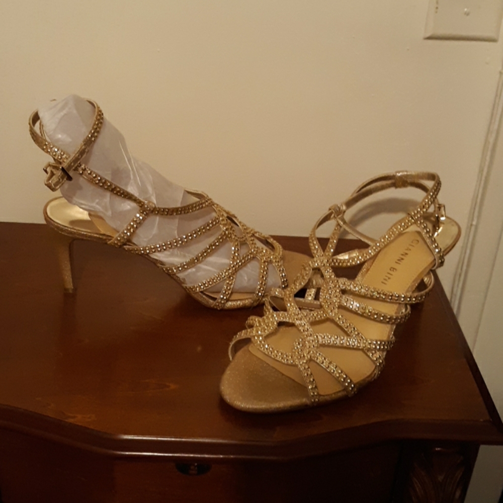 Ladies shoes